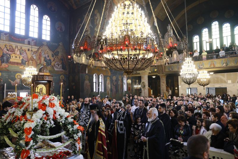 Η Αποκαθήλωση στη Μητρόπολη Δράμας